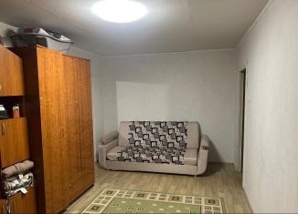 Сдается в аренду 3-ком. квартира, 54 м2, Санкт-Петербург, улица Маршала Захарова, 15, Красносельский район