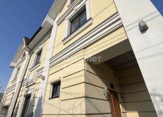 Продажа коттеджа, 551.1 м2, Челябинск, Ижевская улица, 20