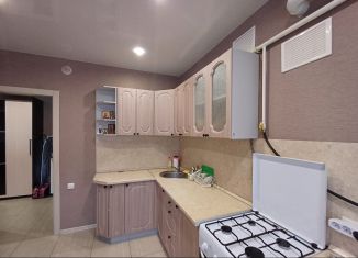 Сдаю двухкомнатную квартиру, 52 м2, село Дивеево, Южная улица, 22А