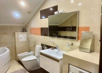 Продажа 5-комнатной квартиры, 140 м2, Сочи, Санаторная улица, 55/1, микрорайон Новый Сочи