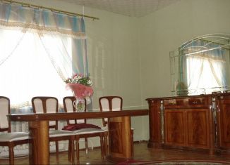 Сдается коттедж, 260 м2, Петергоф, улица Беловой