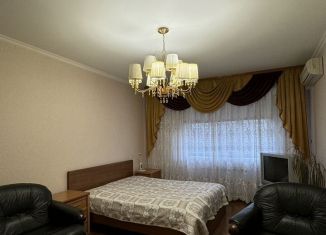 Аренда 1-комнатной квартиры, 52 м2, Ессентуки, улица Орджоникидзе, 81к2