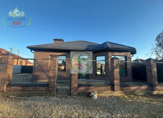 Продам дом, 105 м2, Кропоткин, Комсомольская улица, 191