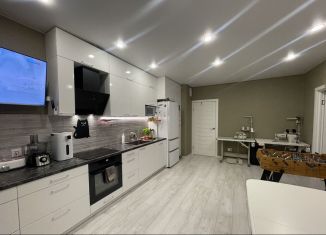 Продаю трехкомнатную квартиру, 80 м2, Ярославль, Тутаевское шоссе, 93Б