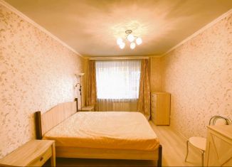 Продам 2-ком. квартиру, 47.3 м2, Щербинка, Высотная улица, 1/6