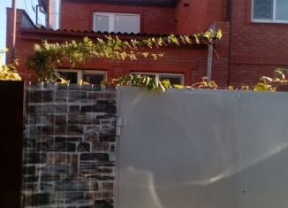 Сдаю дом, 56 м2, Краснодар, улица Братьев Игнатовых, 52, микрорайон Центральный