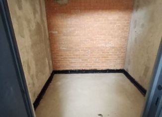 Продаю гараж, 10 м2, Мурино, Романовская улица, 2