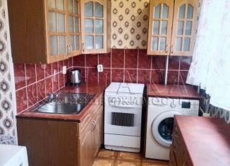 Продам 3-ком. квартиру, 61.9 м2, Кингисепп, улица Жукова, 12А