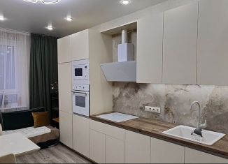 Продается 4-комнатная квартира, 83.3 м2, Республика Башкортостан, Айская улица, 61