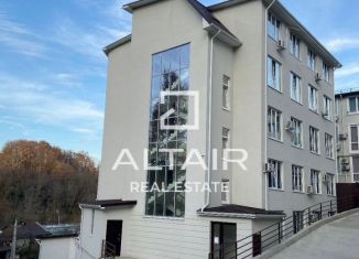 Продам квартиру свободная планировка, 19.7 м2, Сочи, Амбровая улица, 23