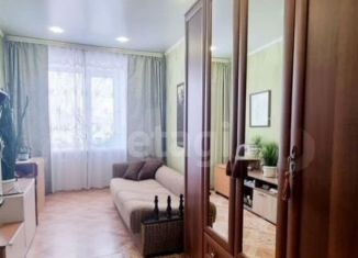 Продам 3-комнатную квартиру, 50 м2, Белогорск, улица Кирова, 255А