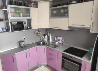 Продам 3-комнатную квартиру, 64 м2, Бийск, улица Максима Горького, 69