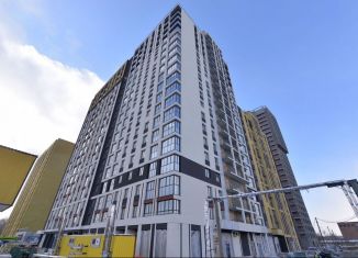 Продаю 2-ком. квартиру, 58 м2, Екатеринбург, улица Учителей, 33/3, улица Учителей