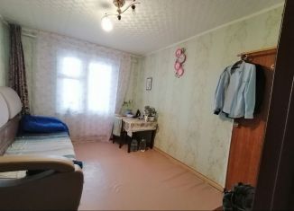 Сдаю в аренду комнату, 16 м2, Челябинск, улица Салавата Юлаева, 3