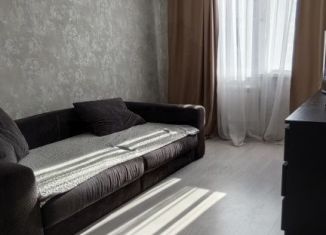 Продам 2-ком. квартиру, 48 м2, Екатеринбург, улица Академика Шварца, 12к2