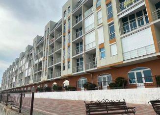 Трехкомнатная квартира на продажу, 93 м2, посёлок городского типа Гурзуф, набережная Пушкина, 17