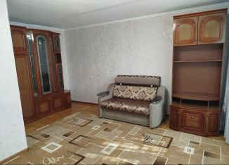 Двухкомнатная квартира в аренду, 50 м2, Армавир, улица Каспарова, 1