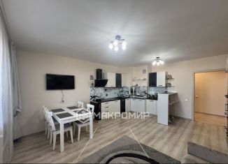 Продаю 3-ком. квартиру, 76 м2, Челябинск, Краснопольский проспект, 13, Курчатовский район