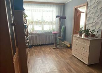 Продается четырехкомнатная квартира, 61 м2, Еврейская АО, улица Миллера, 9