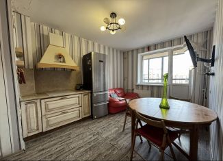 Сдается в аренду 3-ком. квартира, 80 м2, посёлок Парголово, Заречная улица, 25, ЖК Северная Долина