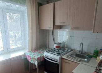 Сдается 3-ком. квартира, 60 м2, Барнаул, улица Малахова, 77