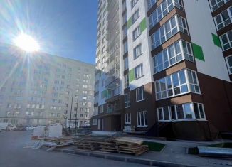 Продаю 3-ком. квартиру, 83.6 м2, Саратов, Лунная улица, 25Б