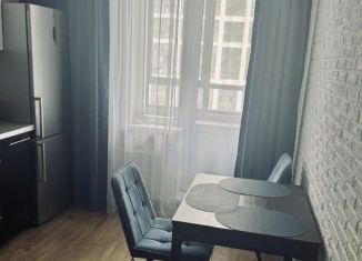 Сдам однокомнатную квартиру, 43 м2, Мурино, Екатерининская улица, 2, ЖК Виктория