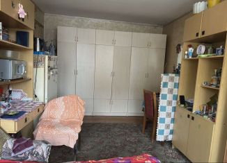 Продам трехкомнатную квартиру, 59.7 м2, Ломоносов, улица Федюнинского, 14к1