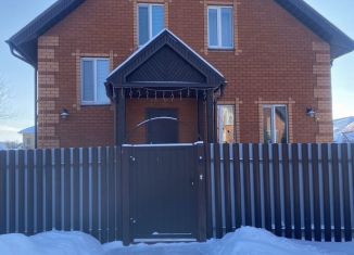 Продается коттедж, 211 м2, посёлок Дубровка, Сиреневая улица, 2