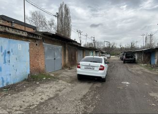 Продаю гараж, 24 м2, Кропоткин, Линейная улица, 48