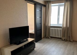 Сдаю в аренду двухкомнатную квартиру, 31.7 м2, Заполярный, улица Шмакова, 3