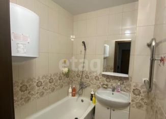 2-комнатная квартира на продажу, 66 м2, Тобольск, 15-й микрорайон, 22