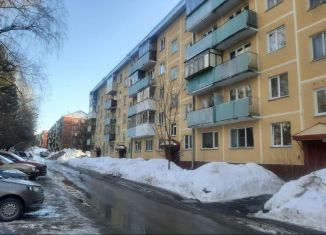 Сдам в аренду 2-комнатную квартиру, 45 м2, Новосибирск, улица Ильича, 15