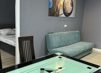 2-комнатная квартира в аренду, 58 м2, Ачинск, 4-й микрорайон, 16