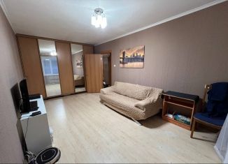 Продам 1-комнатную квартиру, 34.1 м2, Казань, улица Четаева, 36