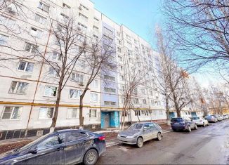 Сдается в аренду трехкомнатная квартира, 60 м2, Самара, метро Юнгородок, Советская улица, 11