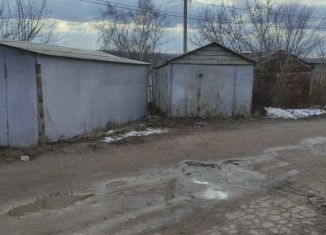 Продаю гараж, 14 м2, поселок городского типа Мирный