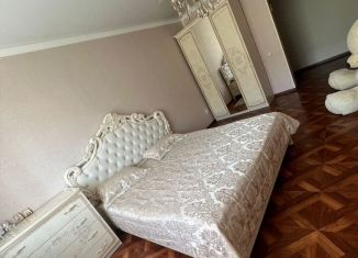 Сдаю 1-ком. квартиру, 50 м2, Северная Осетия, улица Цоколаева, 38