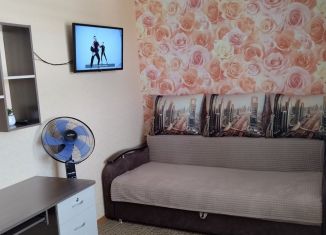 Сдается 2-комнатная квартира, 42 м2, Яровое, улица 40 лет Октября, 7