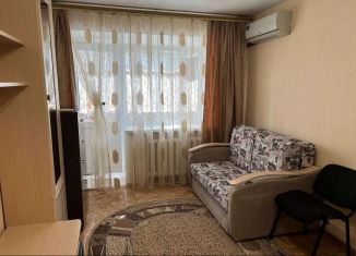 Сдаю в аренду 1-ком. квартиру, 30 м2, Татарстан, Краснококшайская улица, 164