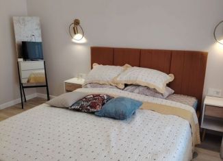 Сдается 2-ком. квартира, 45 м2, Тюмень, улица 50 лет Октября, 63Г