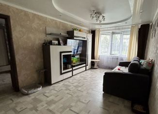 Продам 3-комнатную квартиру, 72 м2, Алатырь, улица Комарова, 5А