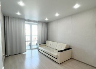 Сдаю 1-ком. квартиру, 40 м2, Татарстан, улица Азата Аббасова, 12