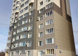 Сдается 2-комнатная квартира, 65 м2, Оренбургская область, улица Мира, 3/2