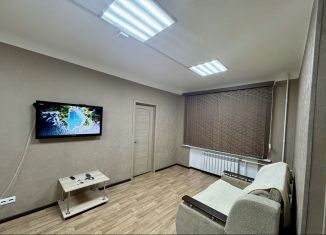 Сдаю двухкомнатную квартиру, 42 м2, Орёл, Комсомольская улица, 99