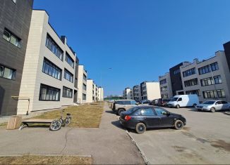 Продается квартира студия, 38.5 м2, Малоярославец, улица Медвежья Поляна, 3/1