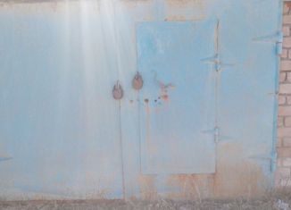 Продаю гараж, 28 м2, Октябрьск