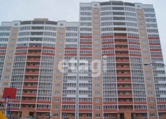 Однокомнатная квартира на продажу, 32.8 м2, Екатеринбург, Орджоникидзевский район, улица Бакинских Комиссаров, 105