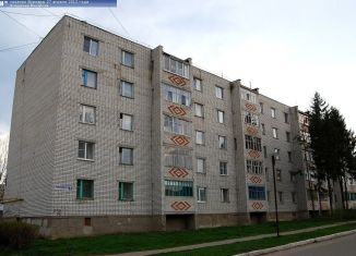 Продажа двухкомнатной квартиры, 48 м2, поселок городского типа Вурнары, улица Ашмарова, 8