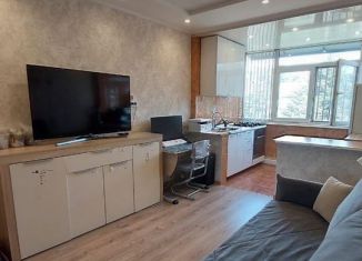 Продаю 5-ком. квартиру, 30 м2, Сочи, улица Голубые Дали, 10, микрорайон Голубые Дали